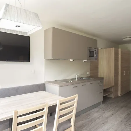 Pradalago Apartment *