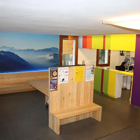 Pradalago Apartment *