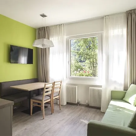 Pradalago Apartment *